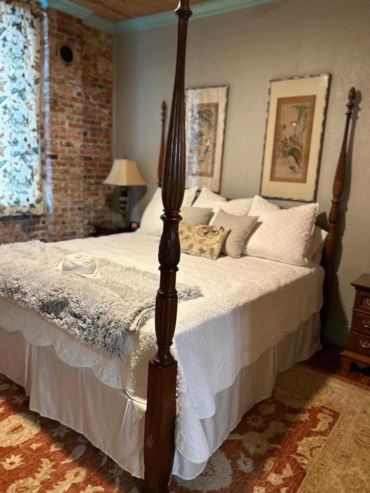 Chipley'S Squareview Inn Carthage 외부 사진