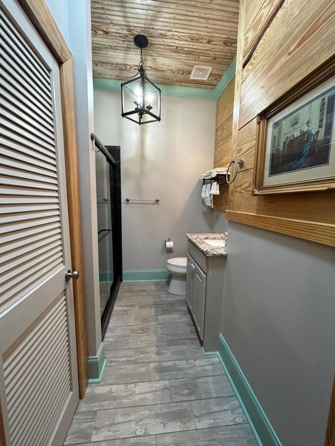 Chipley'S Squareview Inn Carthage 외부 사진